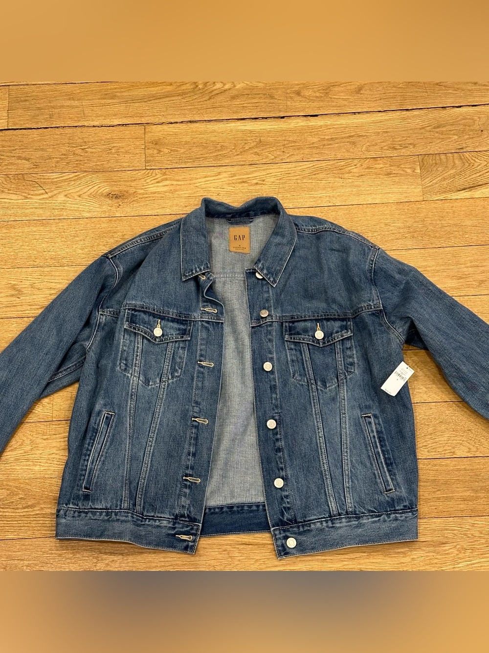 NWT OVERSIZED GAP ICON DENIM JACKET